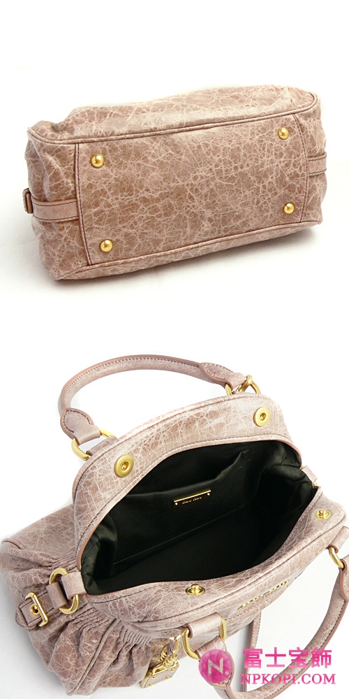 ミュウミュウ MIUMIU ハンドバッグ/ななめがけバッグ ショルダーストラップ付き 2WAY 南京錠チャーム ラムスキン チェリー（MUGHETTO）RT0439 NAPPA CHARM